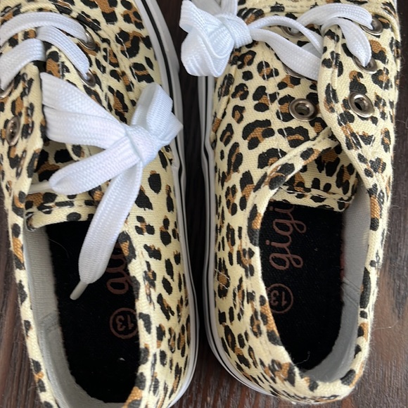 NWOT - gigil - Chetah Canvas Shoes - Size 13 - Picture 6 of 6